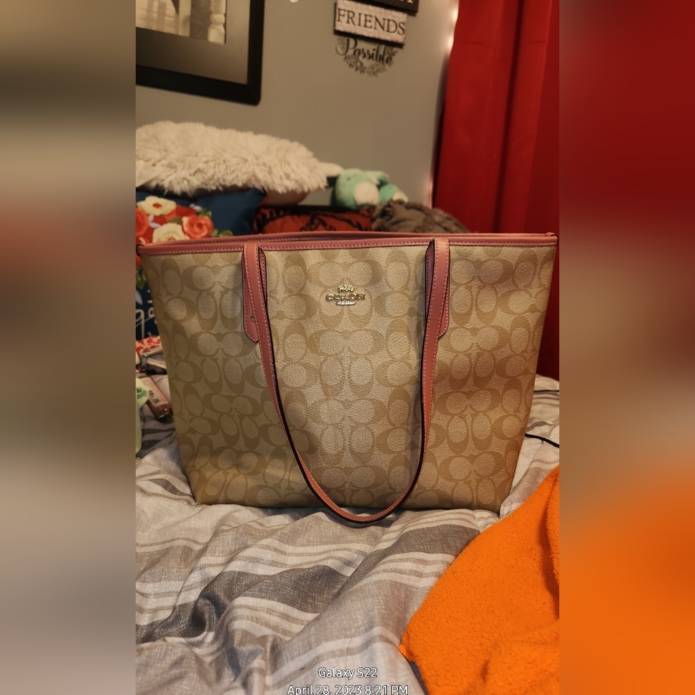 Coach purse